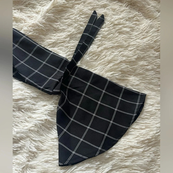Missguided Black Checkered Tie Bell Sleeve Top - Picture 4 of 4